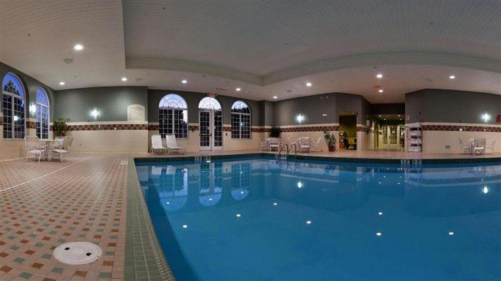 Holiday Inn Milwaukee Airport By Ihg Exterior foto